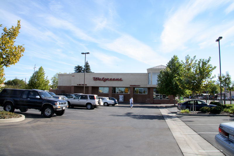 Walgreen's (Eureka Way)